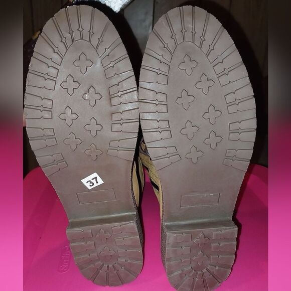 Ladies lace-up boots sz 6.5 - Picture 6 of 16